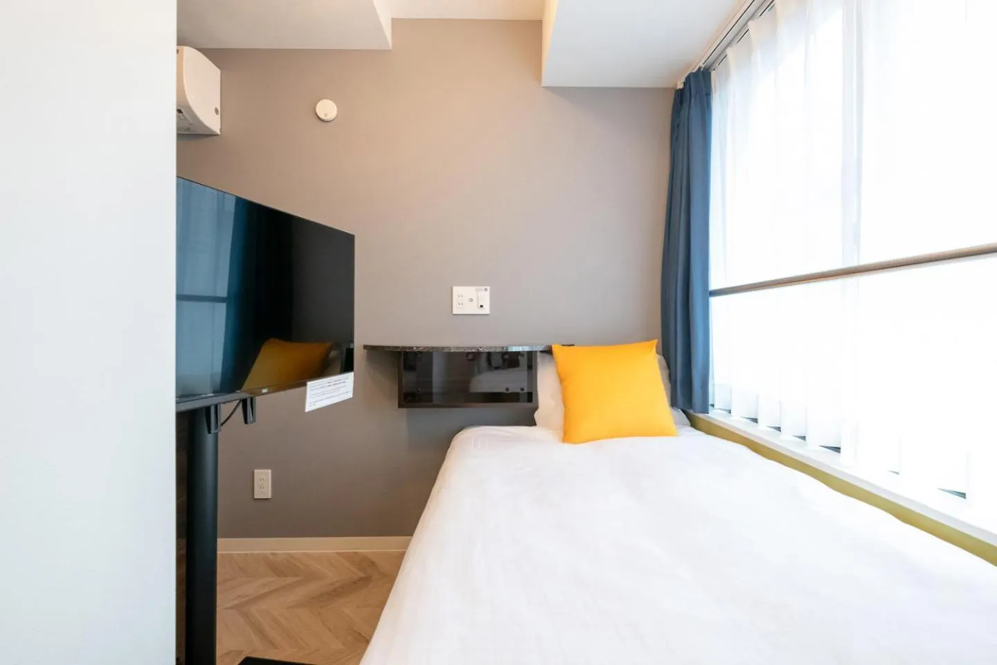 Lavie Hatsudai Tokyo Apartment